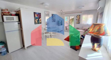 Очаровательный Андалузский Таунхаус с Видом на Море в Ла-Дукеса