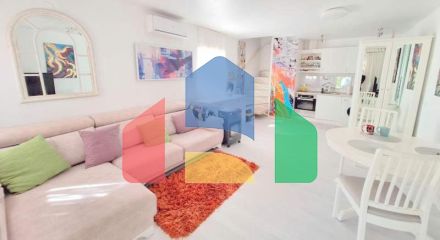 Очаровательный Андалузский Таунхаус с Видом на Море в Ла-Дукеса