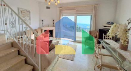 Просторный Таунхаус с Видом на Море в Манильве