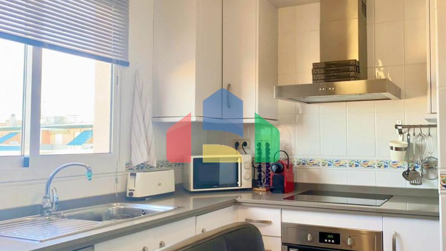 (EN) FANTASTIC PENTHOUSE WITH TERRACE AND SEA VIEWS. San Luis de Sabinillas