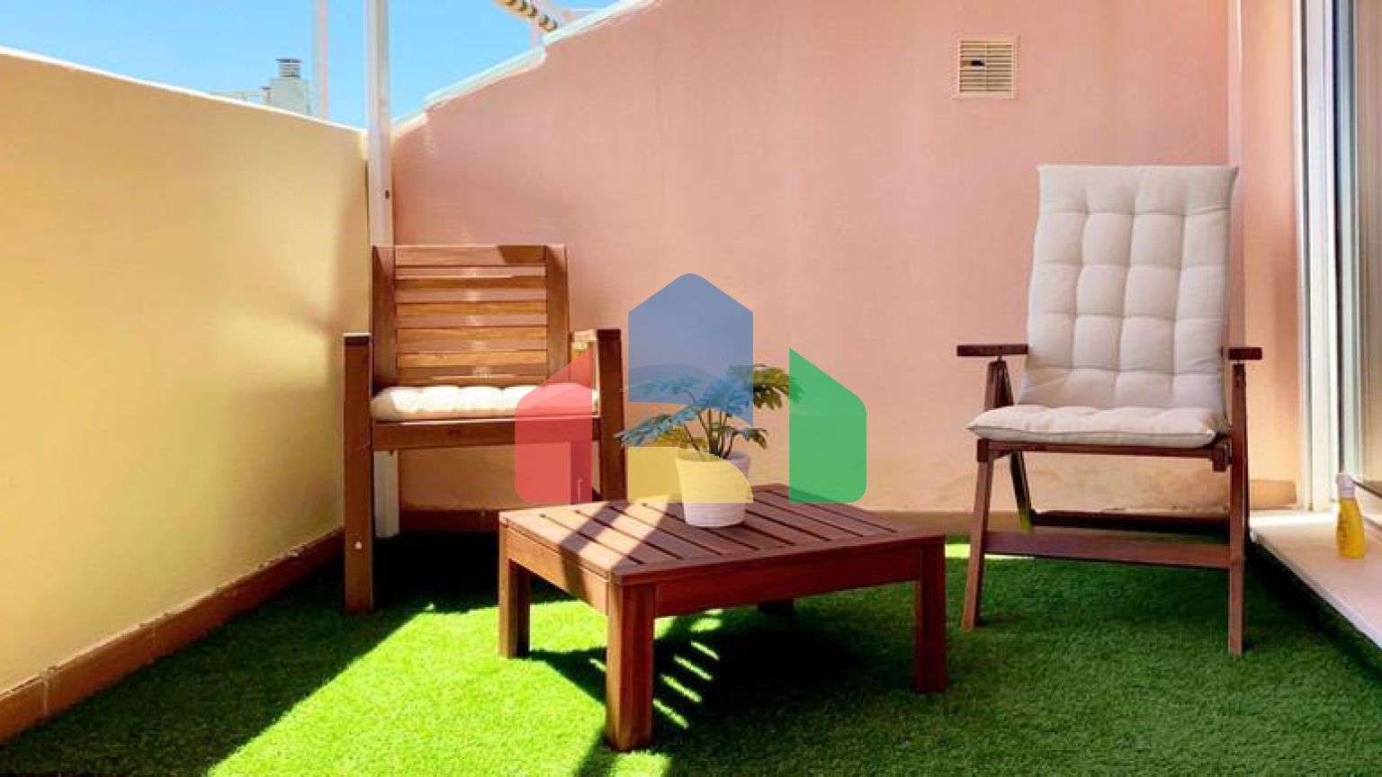 (EN) FANTASTIC PENTHOUSE WITH TERRACE AND SEA VIEWS. San Luis de Sabinillas