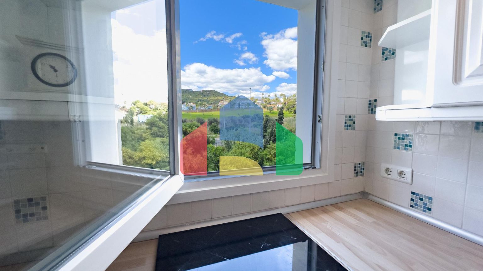 Просторный дуплекс-пентхаус рядом с морем в Пуэрто-де-ла-Дукеса, Манильва