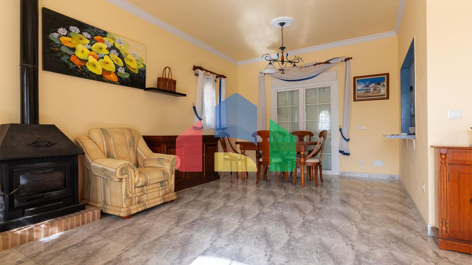 Очаровательная вилла в андалузском стиле с видом на море