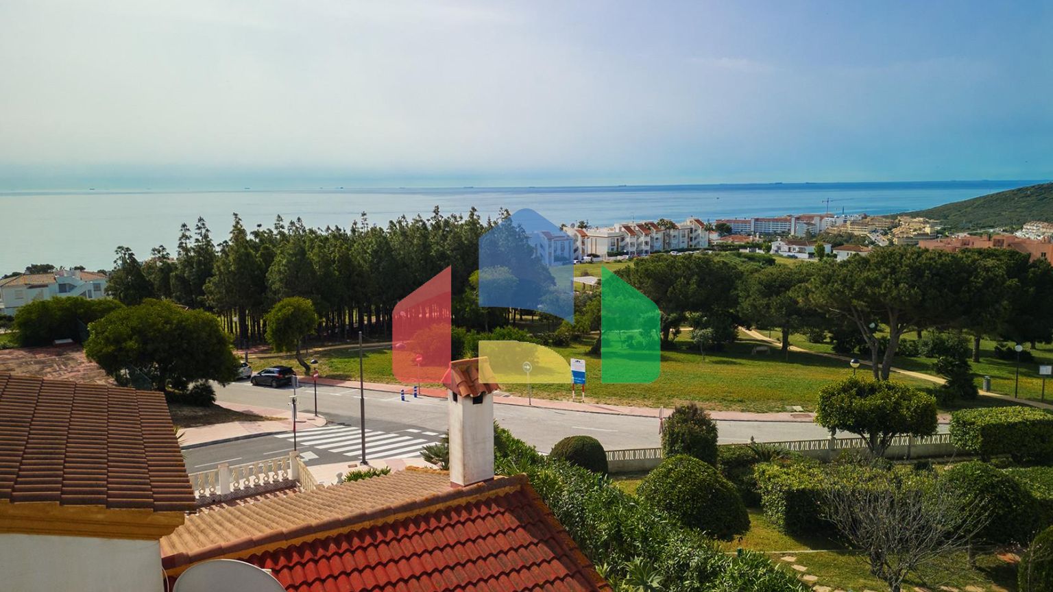 Очаровательная вилла в андалузском стиле с видом на море