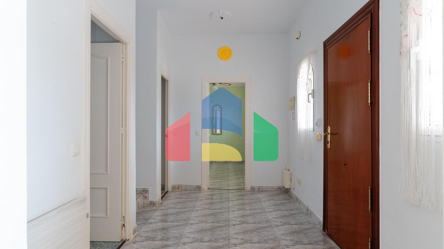 Очаровательная вилла в андалузском стиле с видом на море