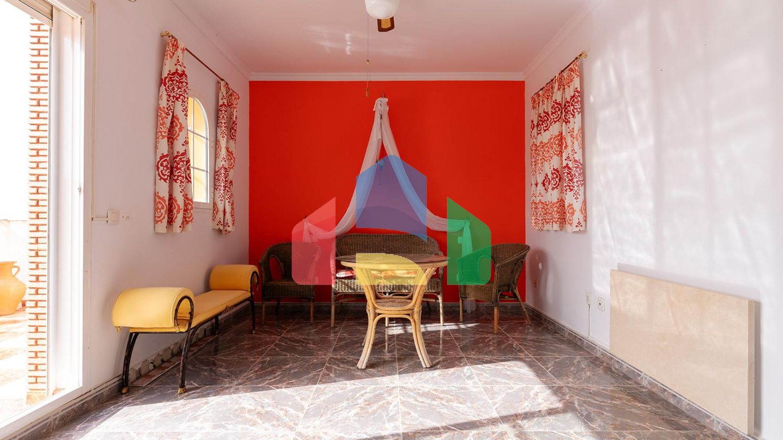 Очаровательная вилла в андалузском стиле с видом на море