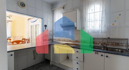 Очаровательная вилла в андалузском стиле с видом на море