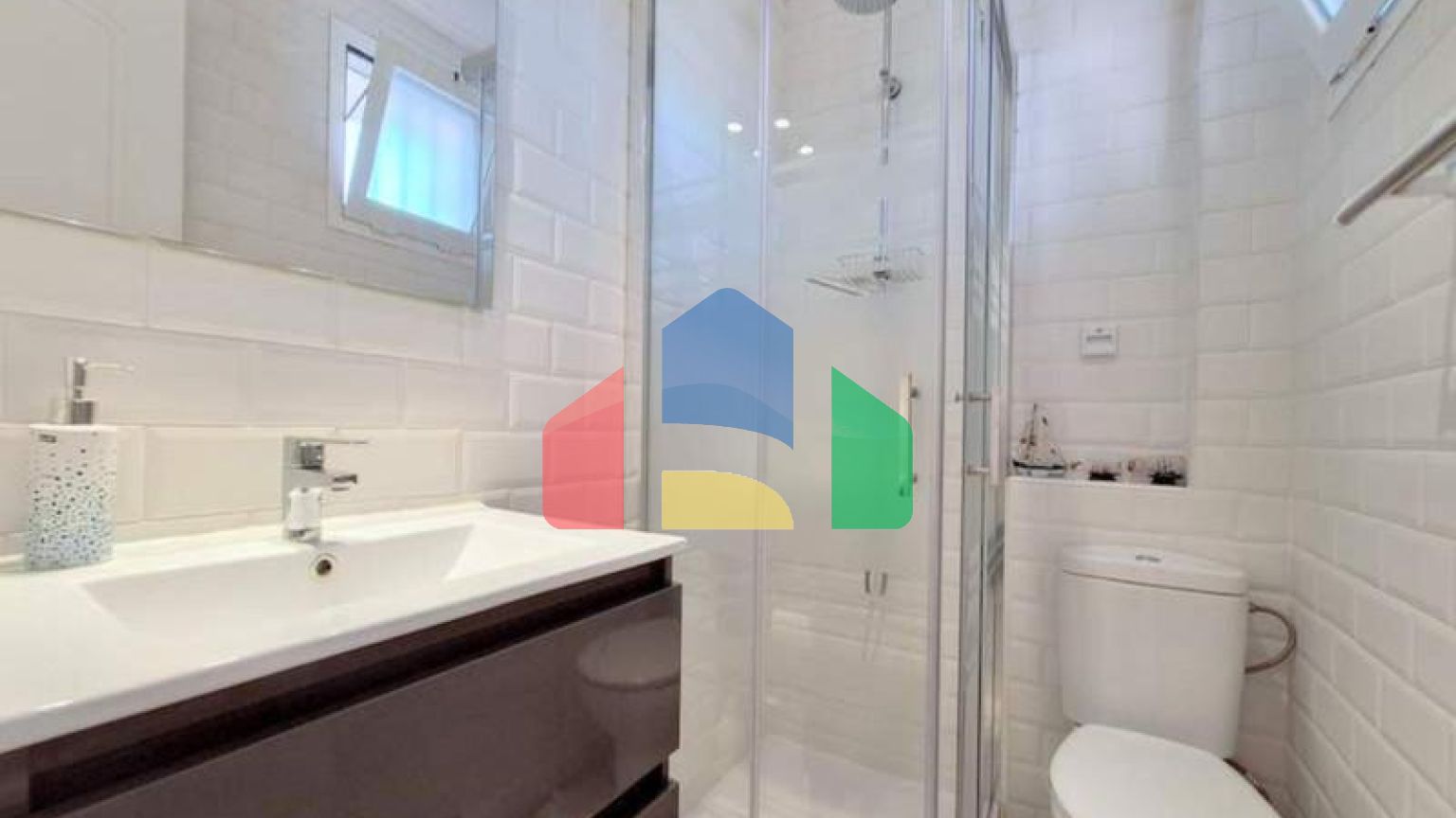 Элегантная Квартира на Последнем Этажe с Видом на Море в Ла Дукеса