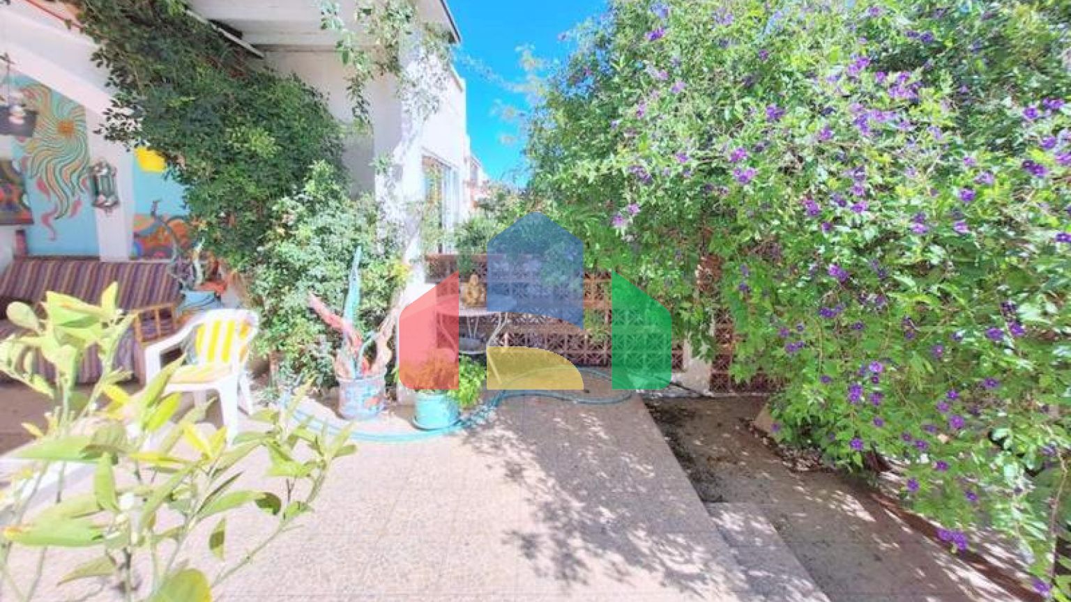 Очаровательный Андалузский Таунхаус с Видом на Море в Ла-Дукеса