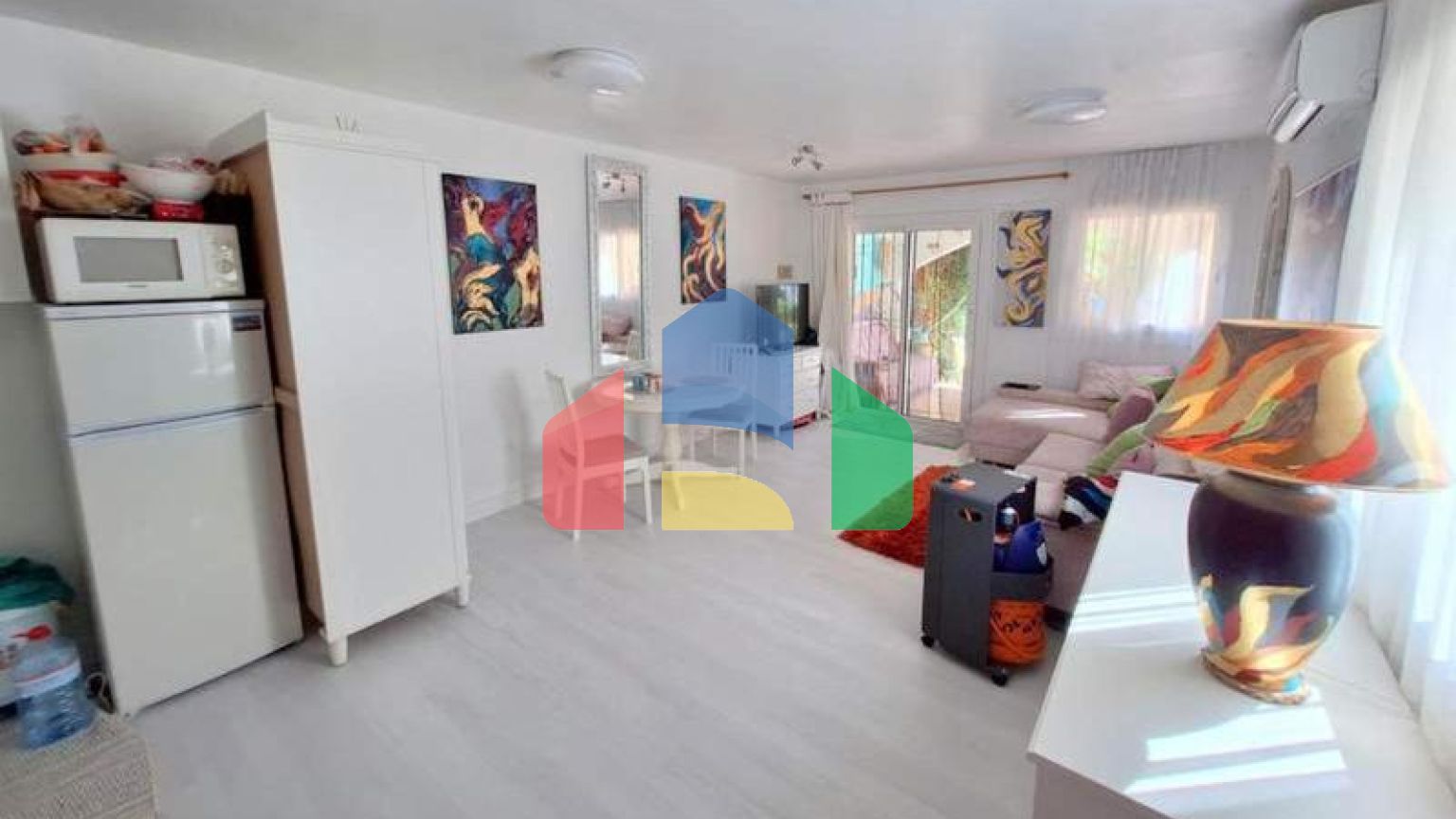 Очаровательный Андалузский Таунхаус с Видом на Море в Ла-Дукеса