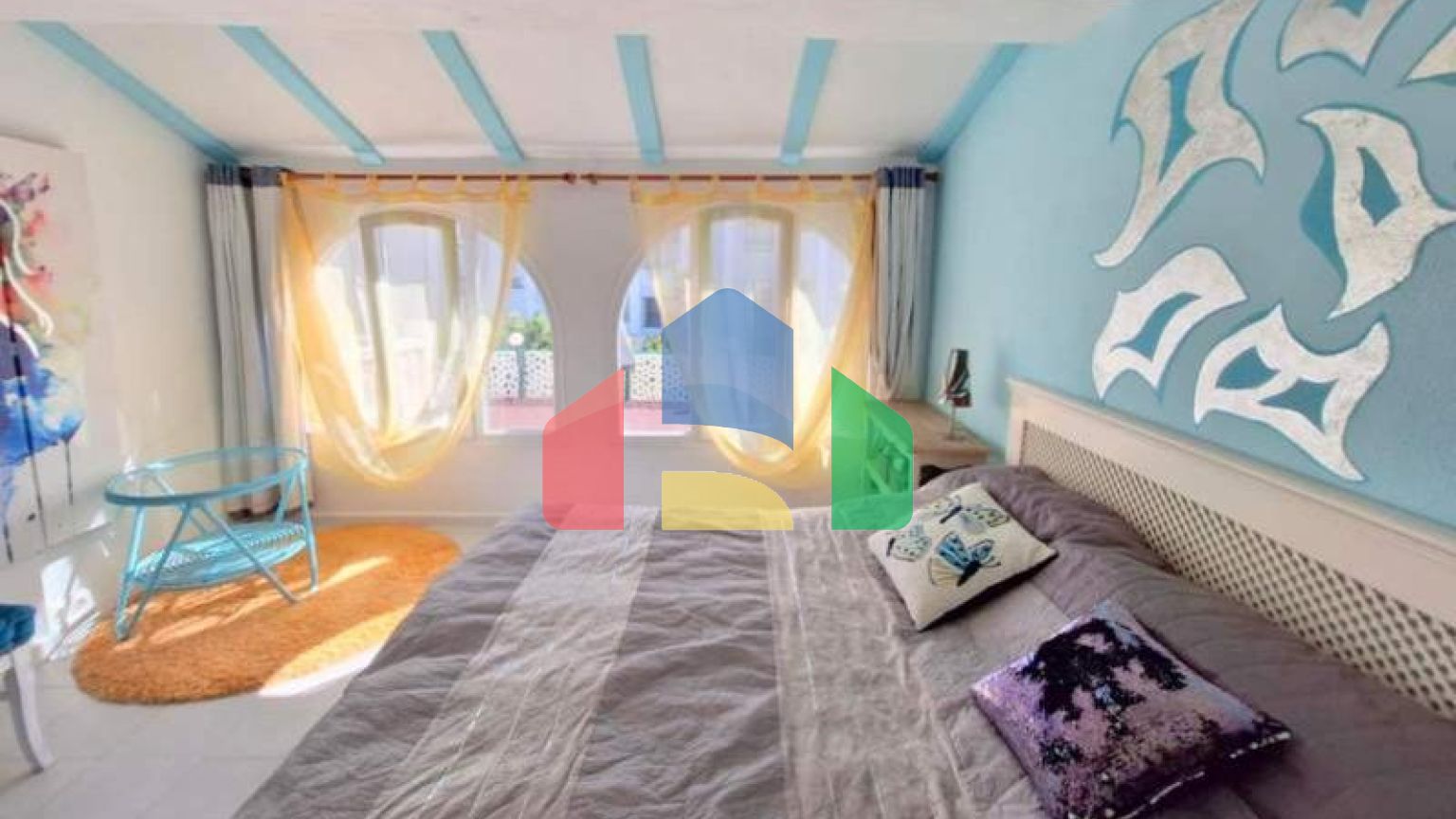 Очаровательный Андалузский Таунхаус с Видом на Море в Ла-Дукеса