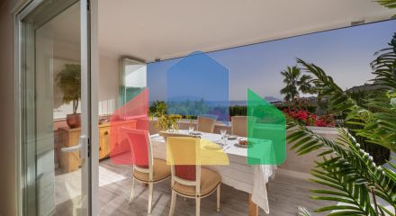 Таунхаус в Манильве, Байя-де-лас-Рокас, 5 спален, 4 ванные комнаты Таунхаус в Манильве, Байя-де-лас-Рокас, 5 спален, 4 ванные комнаты