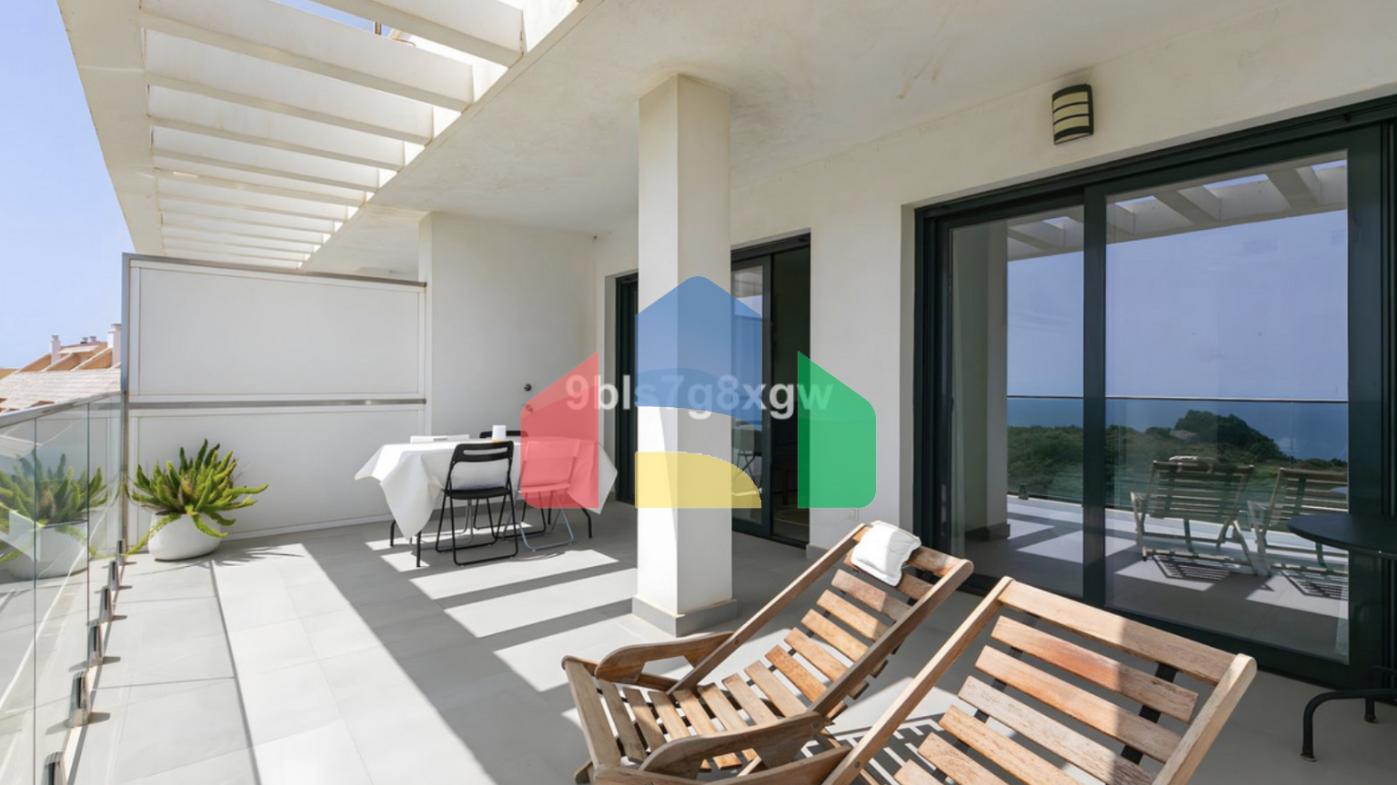 Новая роскошная 2-комнатная квартира в Эстепоне