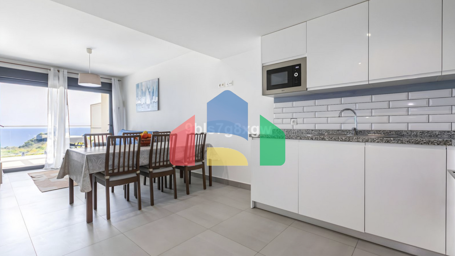 Новая роскошная 2-комнатная квартира в Эстепоне