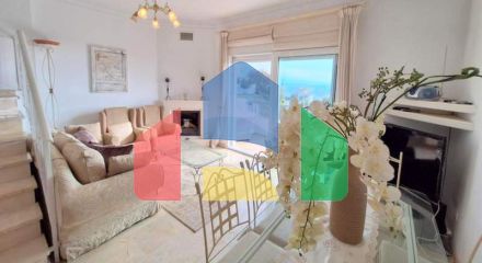 Просторный Таунхаус с Видом на Море в Манильве Просторный Таунхаус с Видом на Море в Манильве