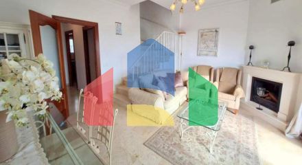 Просторный Таунхаус с Видом на Море в Манильве Просторный Таунхаус с Видом на Море в Манильве