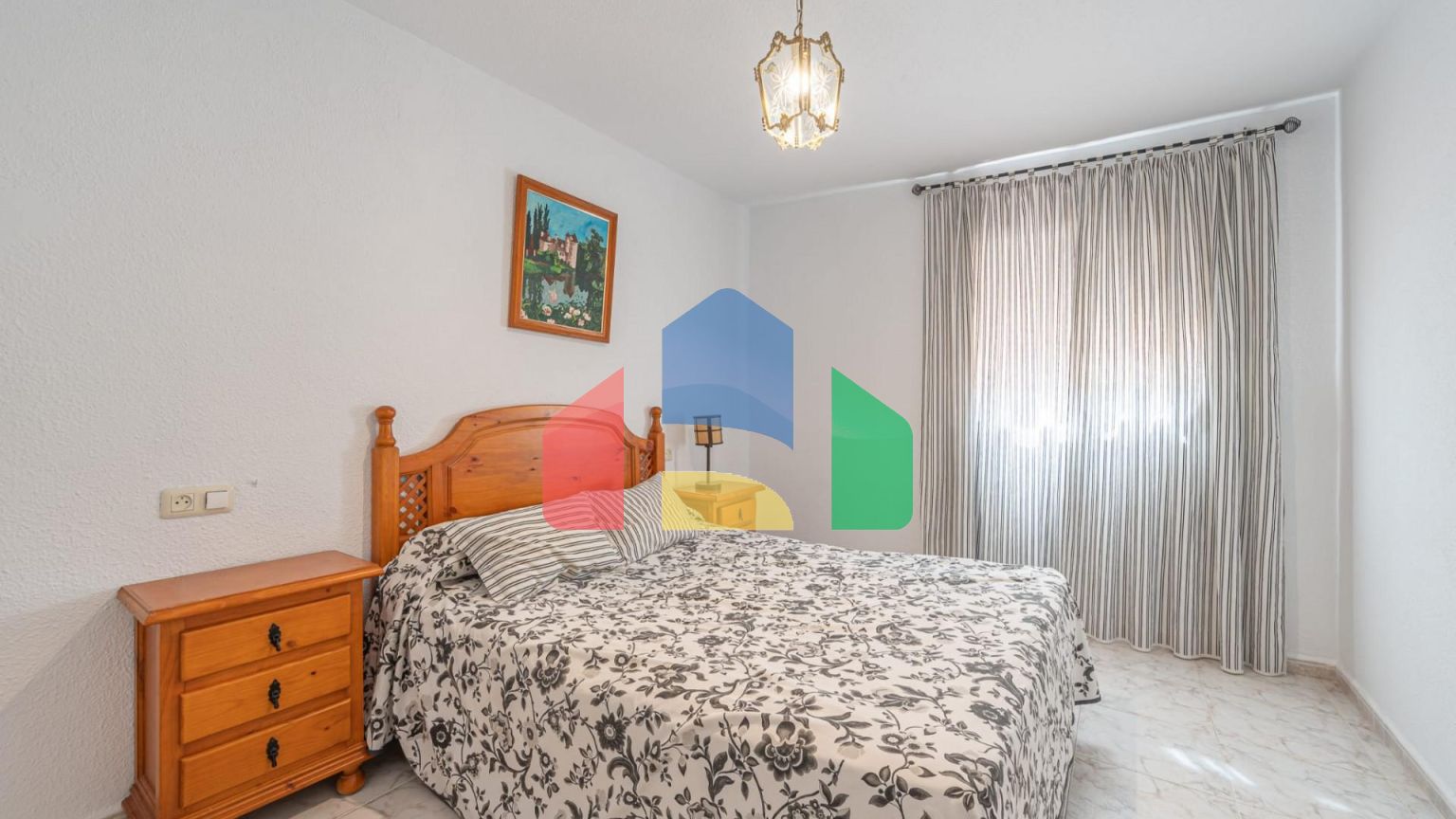 Прекрасный дом в Пунта-Чульера, Манильва, 5 спален, 2 ванные комнаты