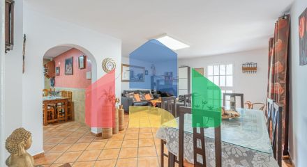 Прекрасный дом в Пунта-Чульера, Манильва, 5 спален, 2 ванные комнаты Прекрасный дом в Пунта-Чульера, Манильва, 5 спален, 2 ванные комнаты