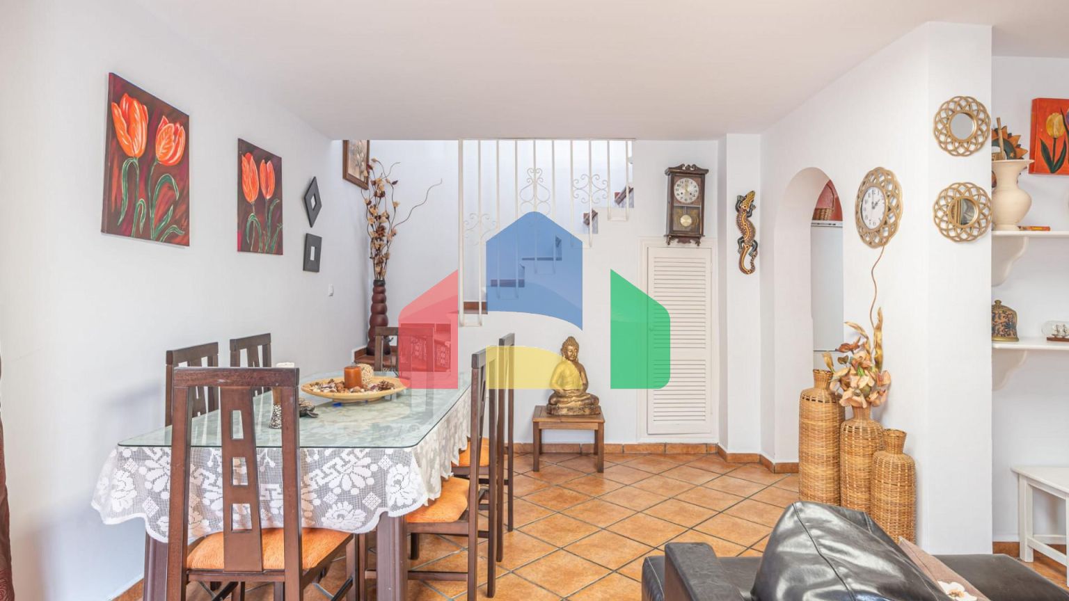 Прекрасный дом в Пунта-Чульера, Манильва, 5 спален, 2 ванные комнаты