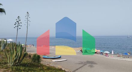 Прекрасный дом в Пунта-Чульера, Манильва, 5 спален, 2 ванные комнаты Прекрасный дом в Пунта-Чульера, Манильва, 5 спален, 2 ванные комнаты