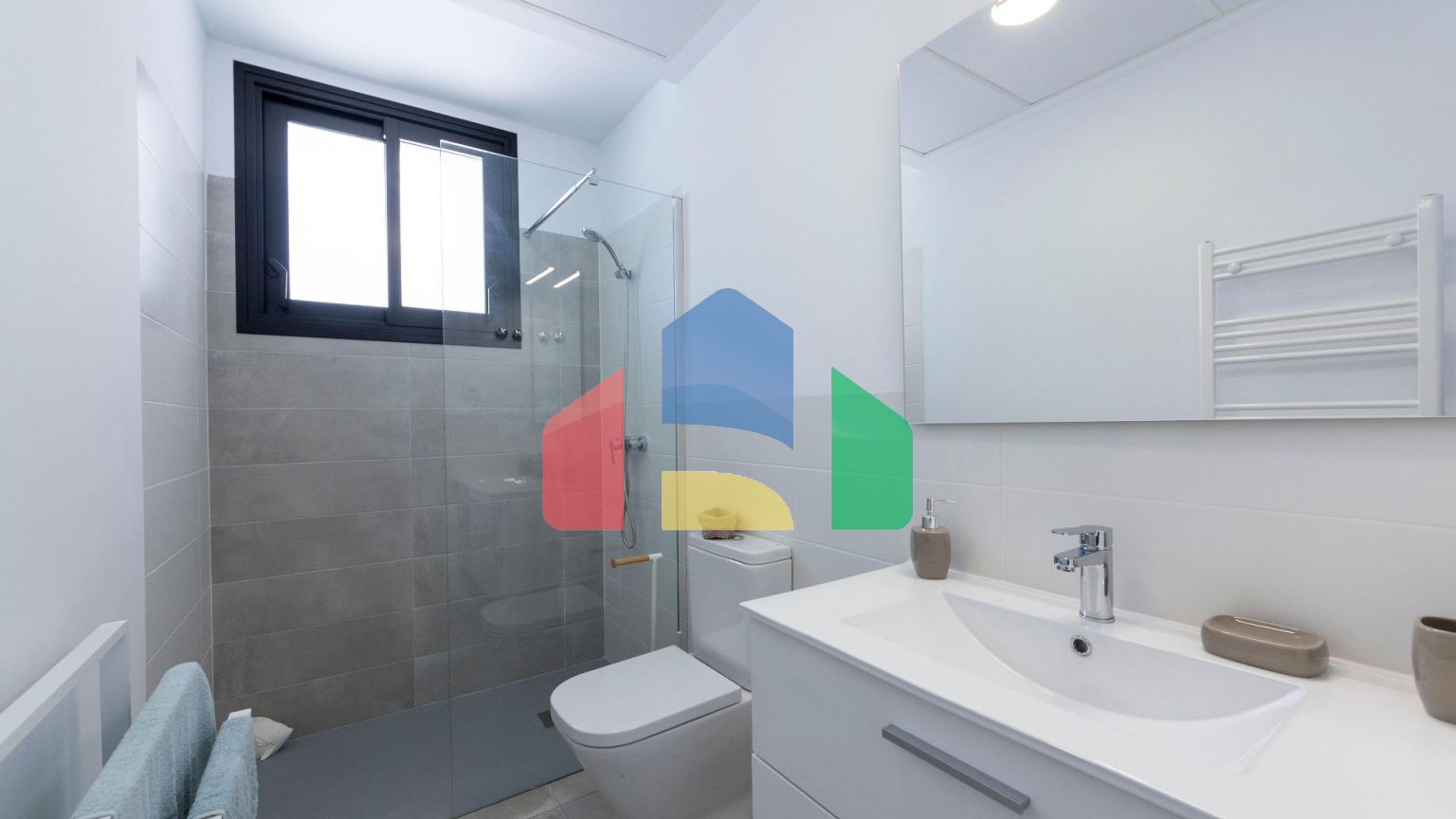 СОВРЕМЕННЫЕ ВИЛЛЫ В КАЛАСПАРРЕ С ЧАСТНЫМ БАССЕЙНОМ !!!