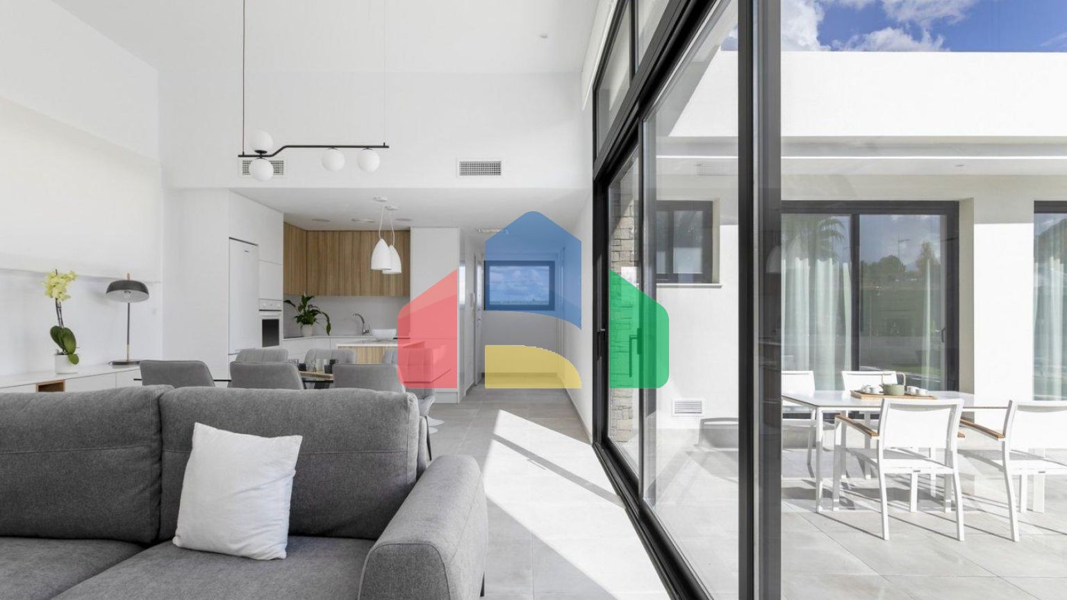 СОВРЕМЕННЫЕ ВИЛЛЫ В КАЛАСПАРРЕ С ЧАСТНЫМ БАССЕЙНОМ !!!