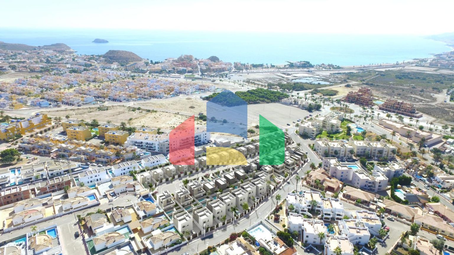 НОВЫЕ ВИЛЛЫ В САН-ХУАН-ДЕ-ЛОС-ТЕРРЕРОС