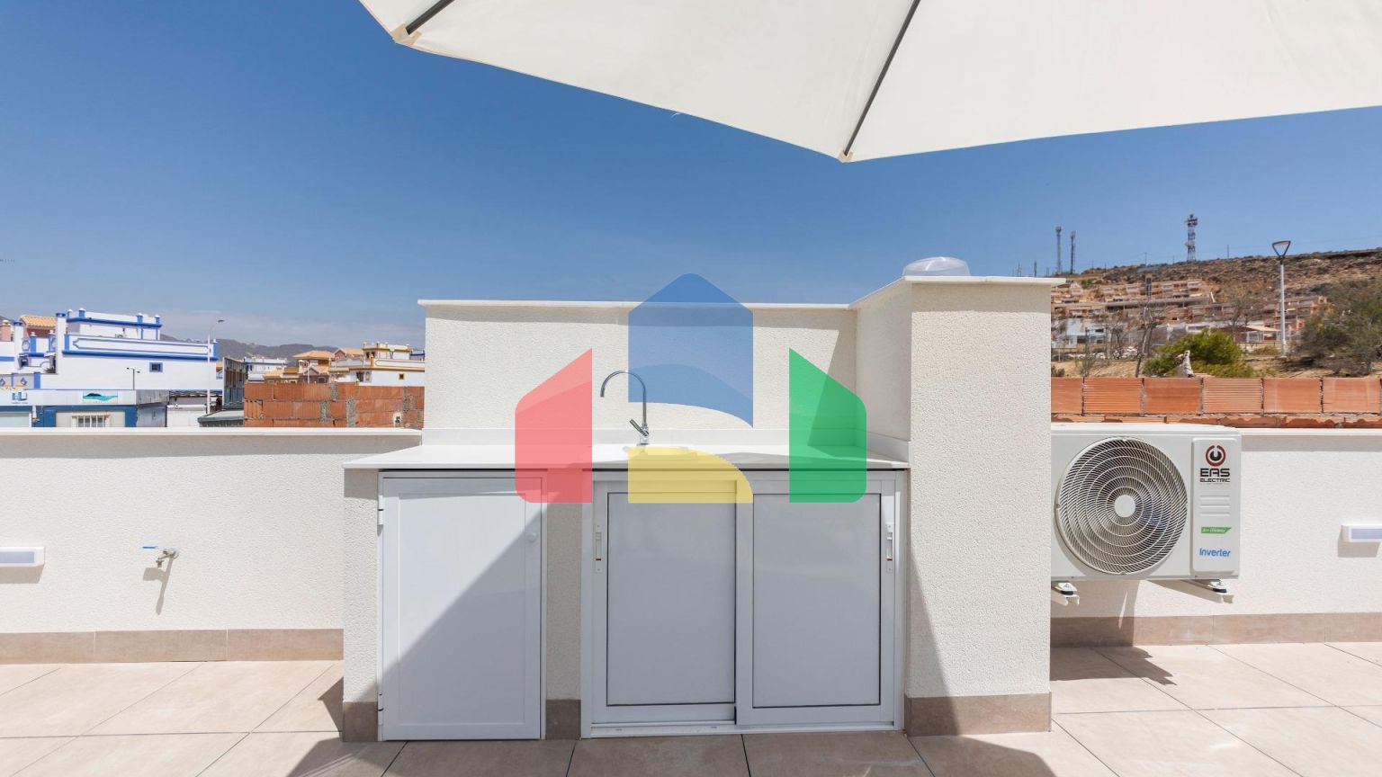 НОВЫЕ ВИЛЛЫ САН-ХУАН-ДЕ-ЛОС-ТЕРРЕРОС, АЛЬМЕРИЯ