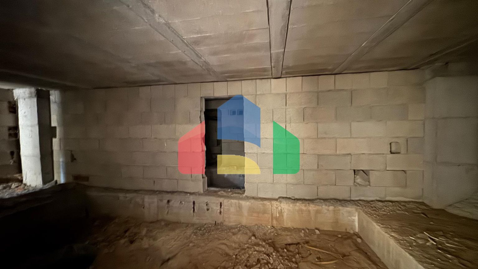 ВИЛЛА НОВОСТРОЙ С УЧАСТКОМ 430 М2 С ПРИВАТНЫМ БАССЕЙНОМ. 3 СПАЛЬНИ. 2 ВАННЫЕ. 117 М2 ПЛОЩАДЬ.СОЛЯРИЙ