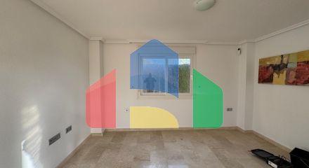 ВИЛЛА НОВОСТРОЙ С УЧАСТКОМ 430 М2 С ПРИВАТНЫМ БАССЕЙНОМ. 3 СПАЛЬНИ. 2 ВАННЫЕ. 117 М2 ПЛОЩАДЬ.СОЛЯРИЙ