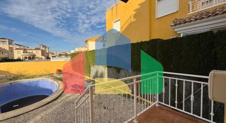 ВИЛЛА НОВОСТРОЙ С УЧАСТКОМ 430 М2 С ПРИВАТНЫМ БАССЕЙНОМ. 3 СПАЛЬНИ. 2 ВАННЫЕ. 117 М2 ПЛОЩАДЬ.СОЛЯРИЙ