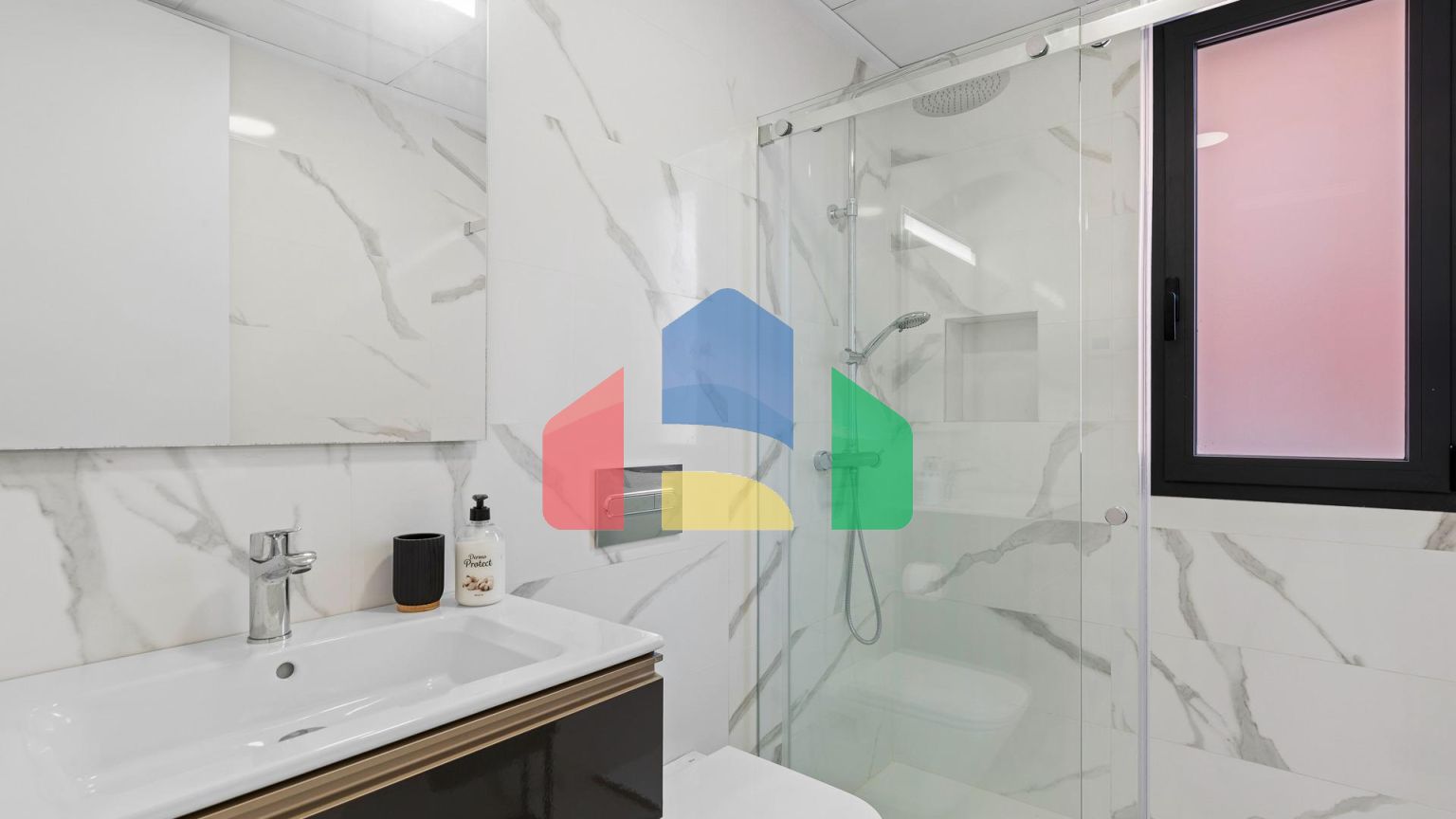 НОВЫЕ ДВУХЭТАЖНЫЕ ВИЛЛЫ В ГУАРДАМАР-ДЕЛЬ-СЕГУРА