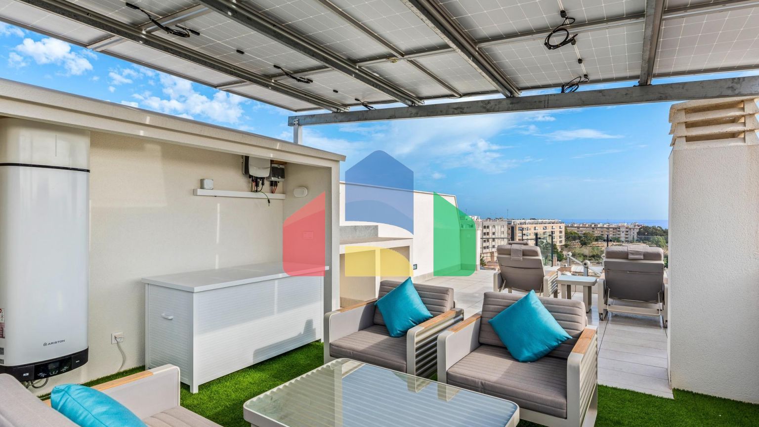 НОВЫЕ ДВУХЭТАЖНЫЕ ВИЛЛЫ В ГУАРДАМАР-ДЕЛЬ-СЕГУРА