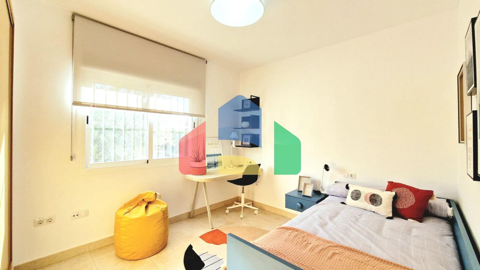 Новые виллы на просторных участках площадью 500+ м² в Лорке