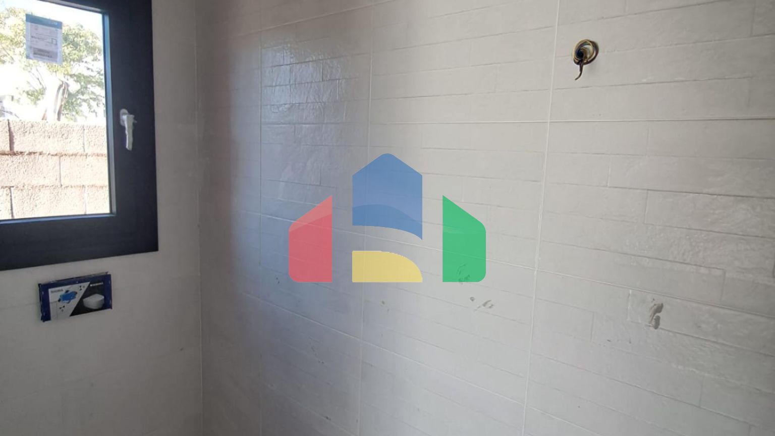 ВИЛЛА НОВОЙ ПОСТРОЙКИ В ПИЛАР-ДЕ-ЛА-ОРАДАДА