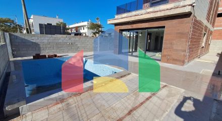 ВИЛЛА НОВОЙ ПОСТРОЙКИ В ПИЛАР-ДЕ-ЛА-ОРАДАДА