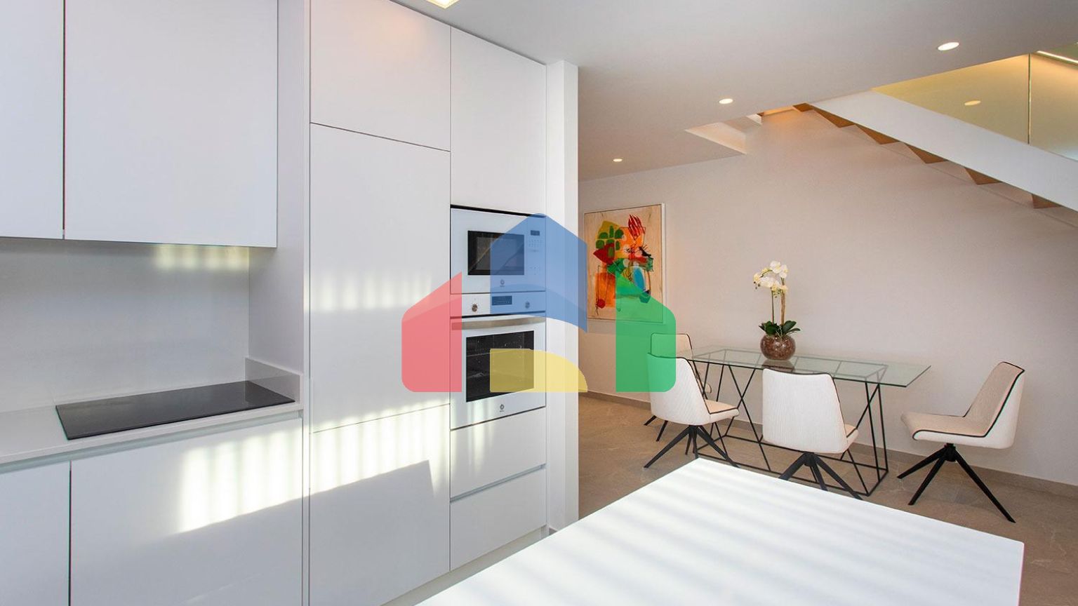 ТАУНХАУСЫ В ТОРРЕ-ДЕ-ЛА-ОРАДАДА