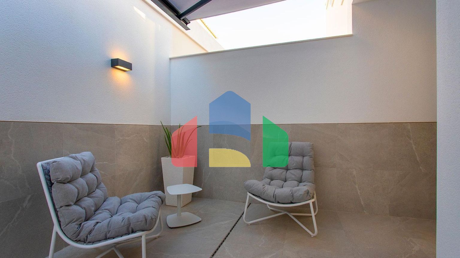 ТАУНХАУСЫ В ТОРРЕ-ДЕ-ЛА-ОРАДАДА