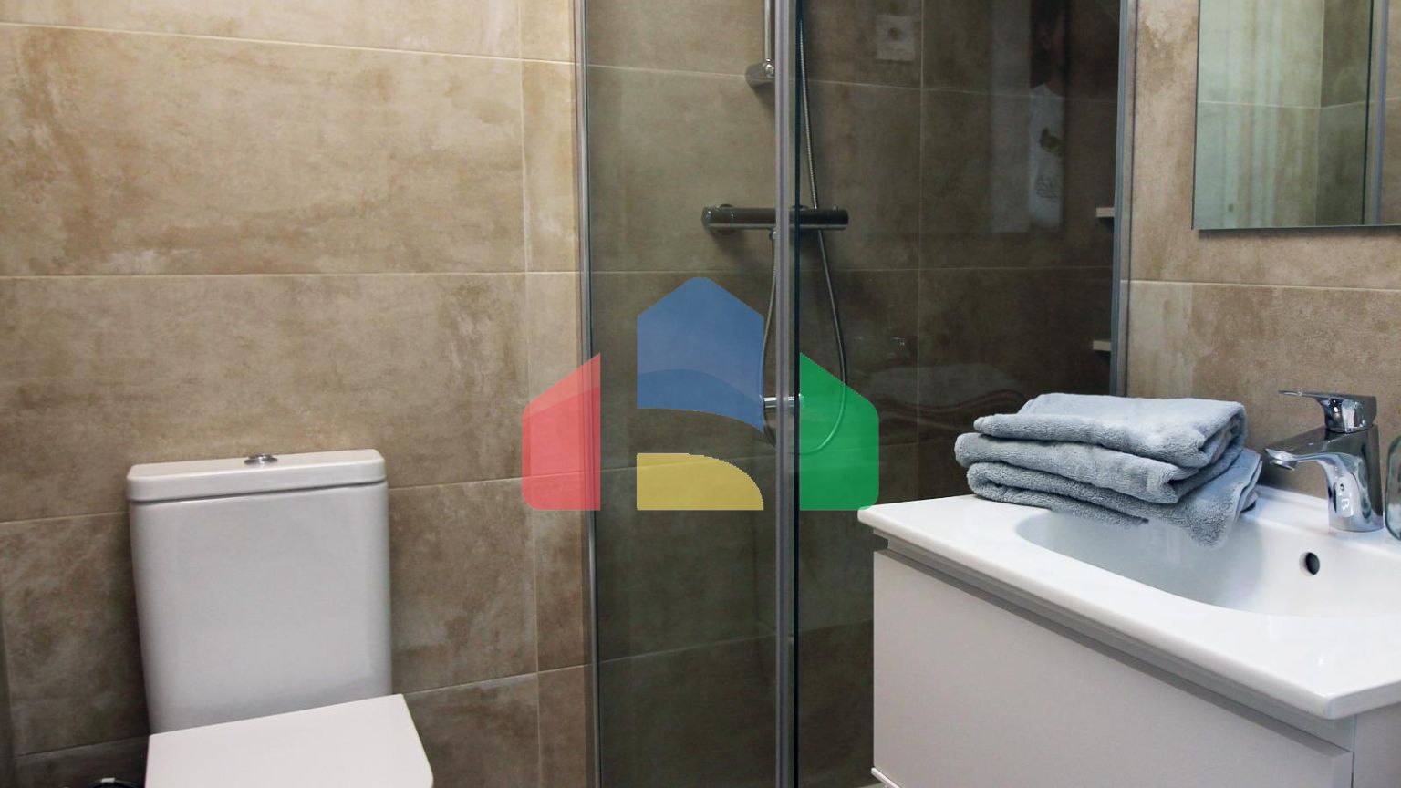 Современные таунхаусы и двухквартирные дома в Пилар-де-ла-Орадада