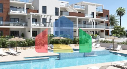 Complex of 16 apartments and 10 bungalows in Torre de la Horadada 50 meters from the beach