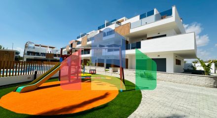Complex of 34 bungalows in Pilar de la Horadada
