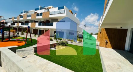 Complex of 34 bungalows in Pilar de la Horadada