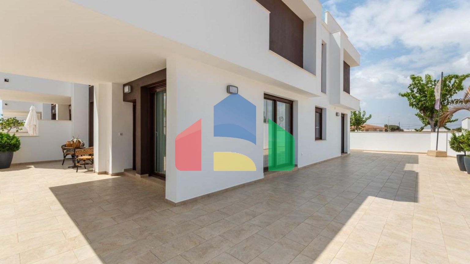 НОВЫЕ БУНГАЛО В ТОРРЕ-ДЕ-ЛА-ОРАДАДА