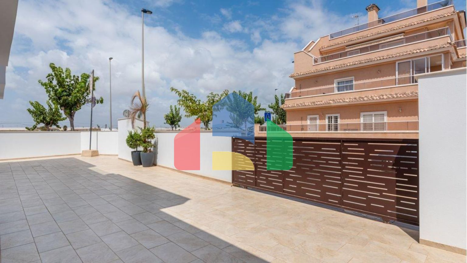 НОВЫЕ БУНГАЛО В ТОРРЕ-ДЕ-ЛА-ОРАДАДА