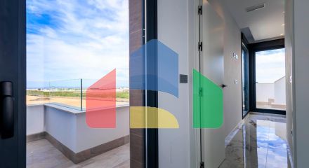 НОВЫЕ ВИЛЛЫ В ПИЛАР-ДЕ-ЛА-ОРАДАДА НА ПОЛЕ ДЛЯ ГОЛЬФА