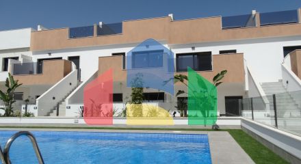 Новые бунгало с солярием или садом в Пилар-де-ла-Орадада Новые бунгало с солярием или садом в Пилар-де-ла-Орадада