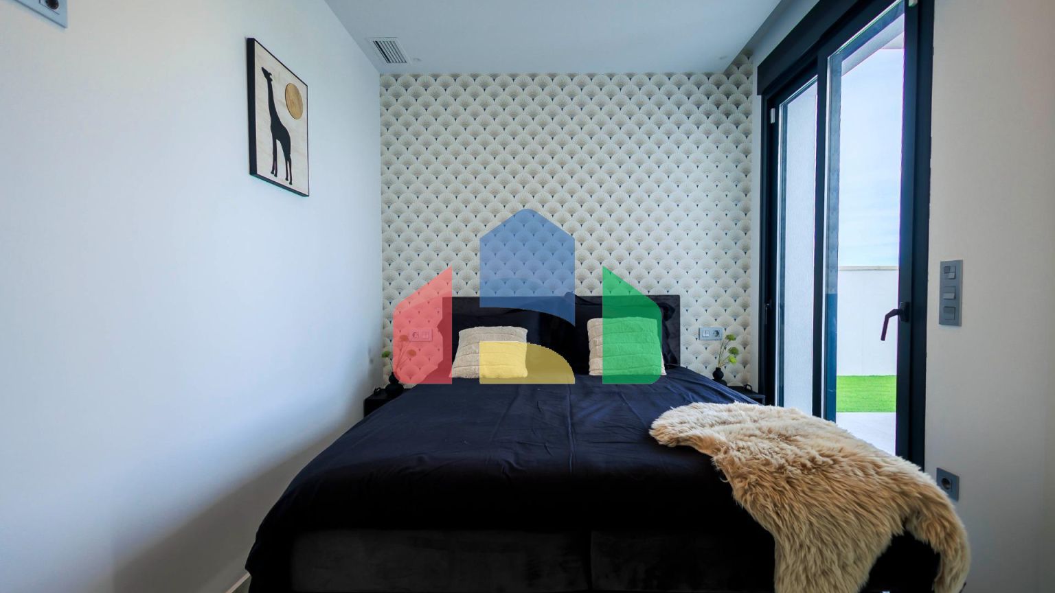 НОВЫЕ ВИЛЛЫ В ПИЛАР-ДЕ-ЛА-ОРАДАДА НА ПОЛЕ ДЛЯ ГОЛЬФА