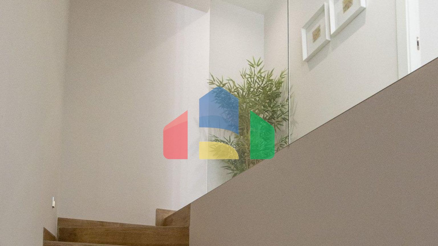 НОВЫЕ ВИЛЛЫ В ПИЛАР-ДЕ-ЛА-ОРАДАДА НА ПОЛЕ ДЛЯ ГОЛЬФА