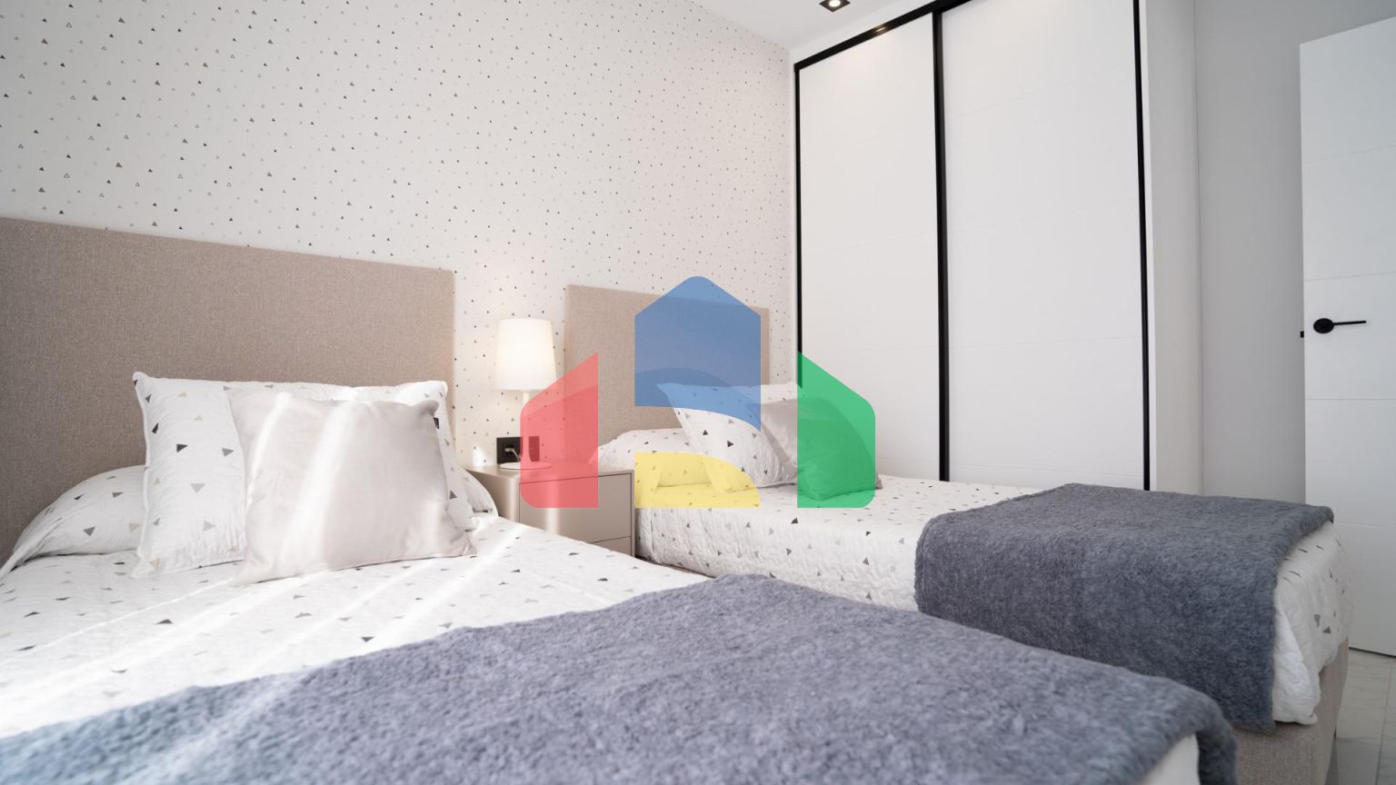 Новые бунгало в Пилар-де-ла-Орадада