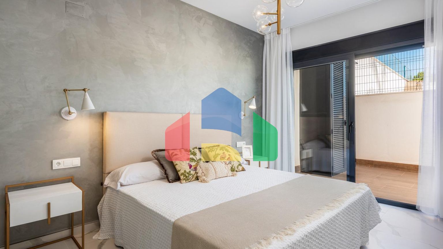 Бунгало в Сан-Мигель-де-Салинас ID B10328